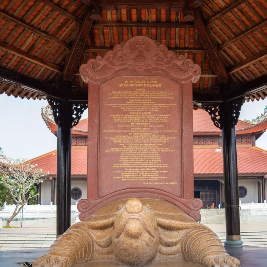 Mẫu đá mới gia công tại Cơ Sở Bia Mộ Đông (Kiều Đông)